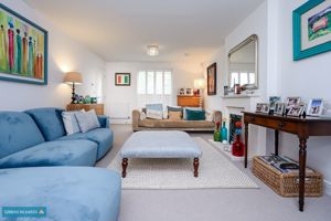 Photo 25- click for photo gallery